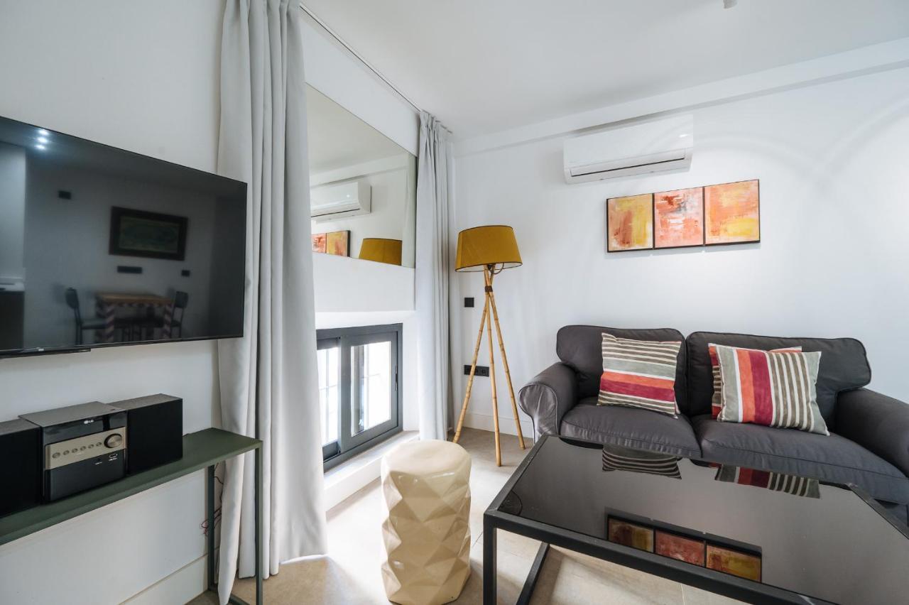 Apartamentos Montevideo 6 Sevilla Exteriér fotografie