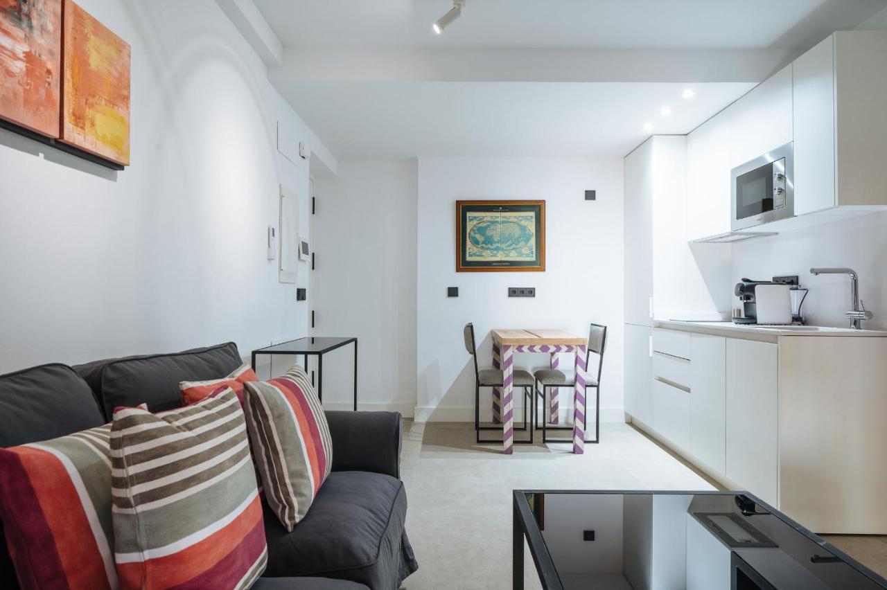 Apartamentos Montevideo 6 Sevilla Exteriér fotografie