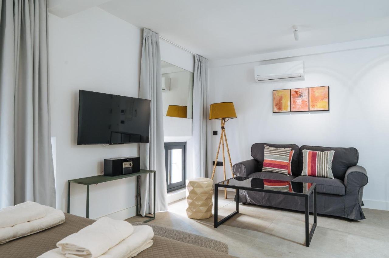 Apartamentos Montevideo 6 Sevilla Exteriér fotografie