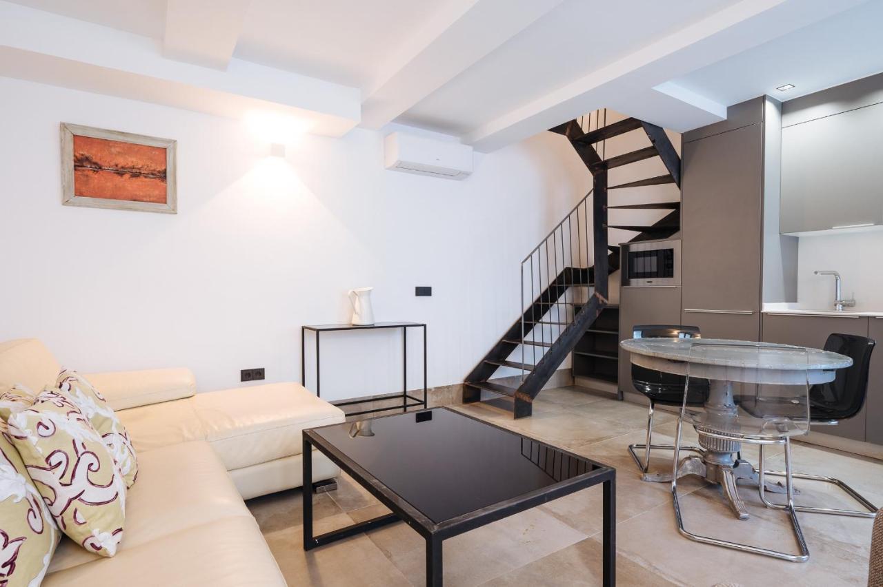 Apartamentos Montevideo 6 Sevilla Exteriér fotografie